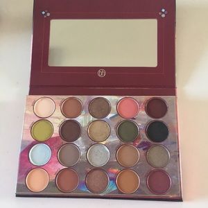 BH Cosmetics - Royal Affair Eyeshadows Palette